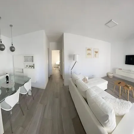 Hébergement de vacances White Serenity *