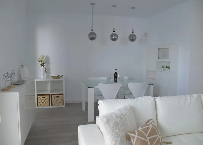 White Serenity * Playa Honda (Lanzarote)